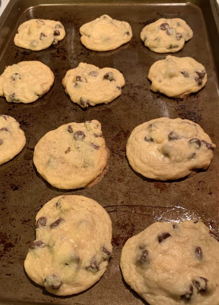 How to Bake the Best Chocolate Chip Cookies Ever 3 chocolate chip cookies