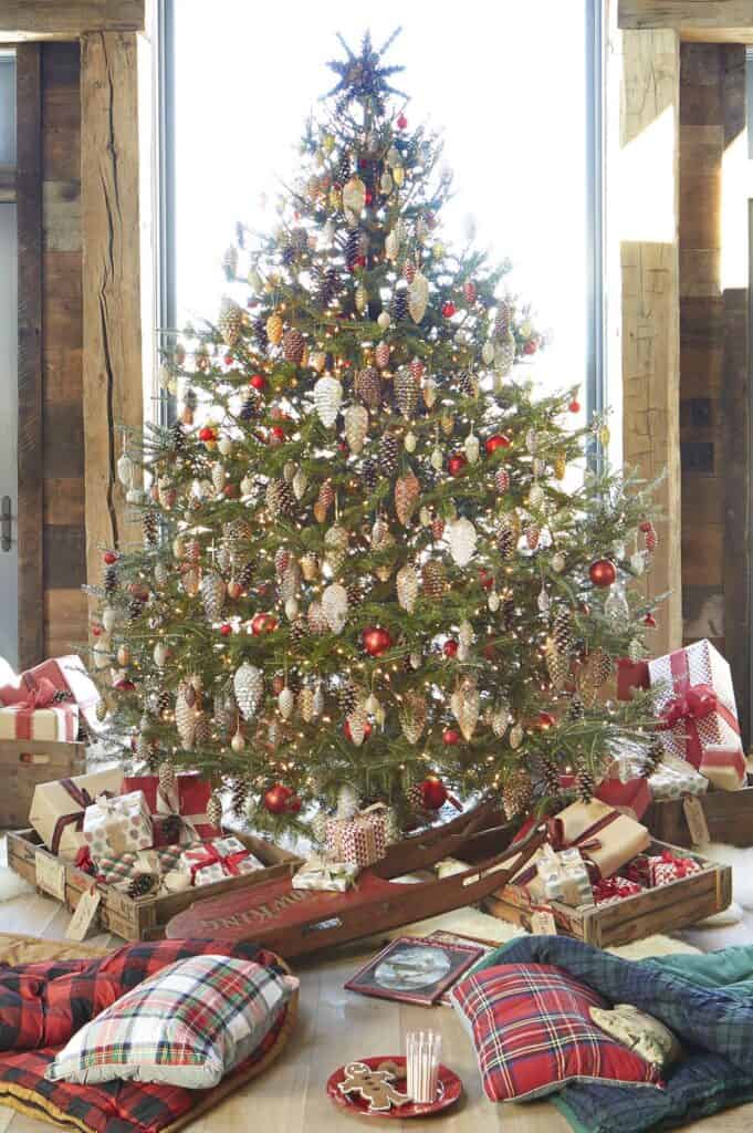 traditional, christmas tree design, natural